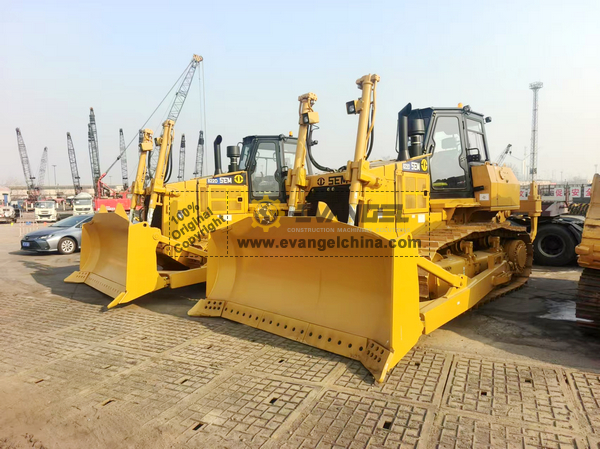 SEM SEM822D Bulldozer