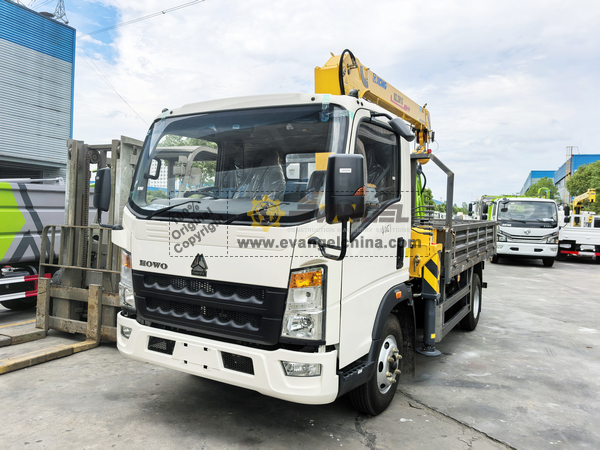 XCMG XS143J Road Roller & 1 DONGFENG Truck Mounted Crane