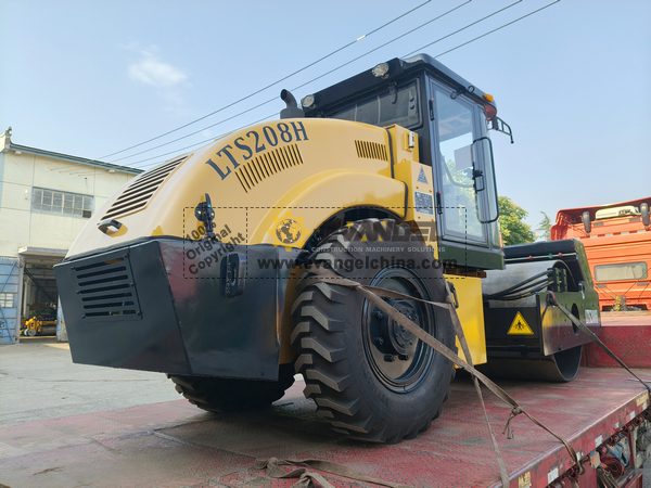 LUTONG LTS208H Road Roller