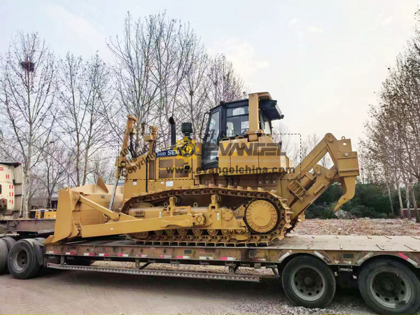 SEM SEM822D Bulldozer