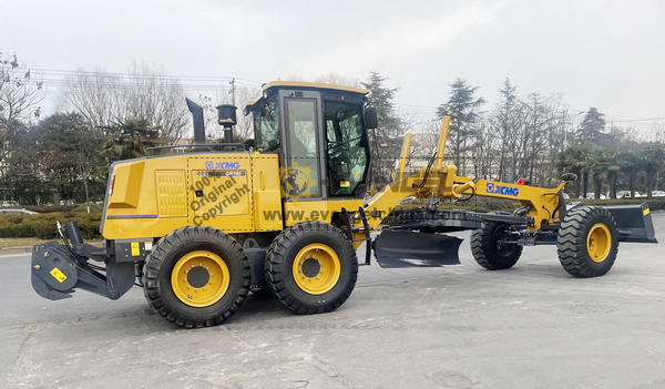 4 Units XCMG XE215DA Crawler Excavators & 3 XCMG GR165 Motor Graders