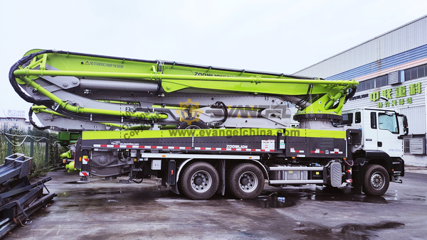 ZOOMLION 50X-6RZ Concrete Pump Truck