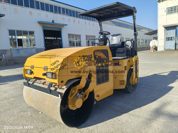 LUTONG LTC206P Road Roller