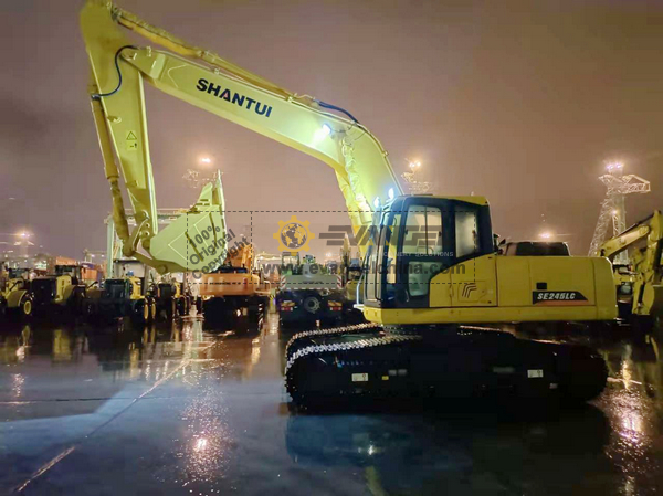 SHANTUI SE245LC Excavator