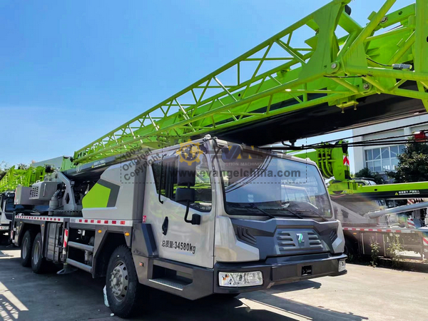 ZOOMLION Truck Crane