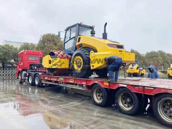 Benin - 1 Unit LIUGONG CLG6120E Road Roller 