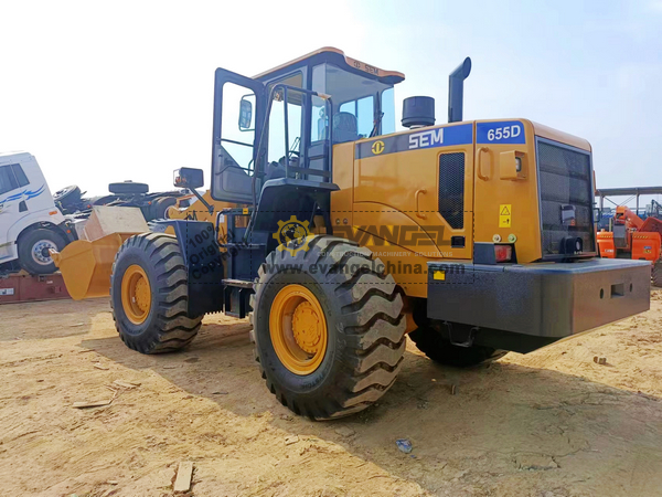 SEM 655D Wheel Loader