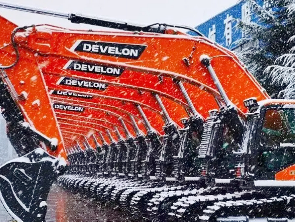 How Do You Keep Your Excavator Warm