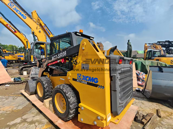 XCMG XC7-SR08 Skid Steer Loader 