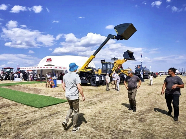 LIUGONG Strengthens Central Asia Presence at Jana Dala / Green Day 2026