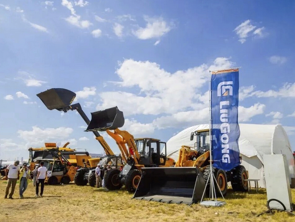 LIUGONG Strengthens Central Asia Presence at Jana Dala / Green Day 2026