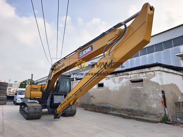 XCMG XE215GLL Excavator